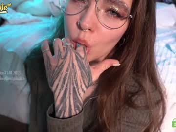 webcam girl _deepthroatgalactica image #3633716