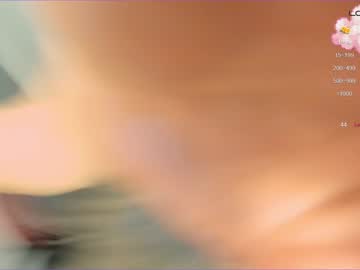 webcam girl cuddles_me image #6338191