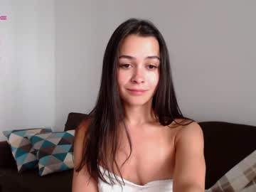 webcam girl a_p_p_l_e image #4210872