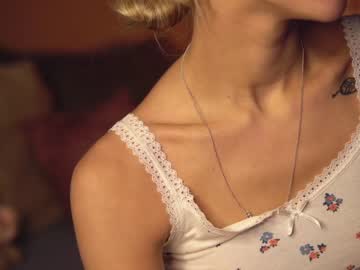 webcam girl cuteelsa_ image #5669975