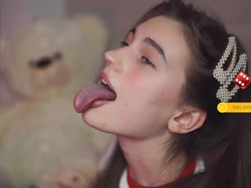 webcam girl hoolybunny image #1832776