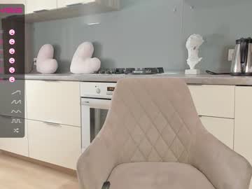 webcam girl miaaperry image #3776625