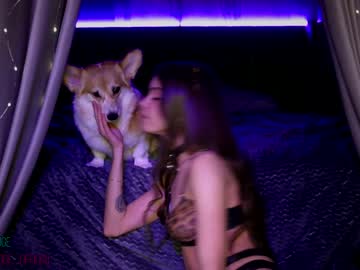 webcam girl nika_lodge image #6190791