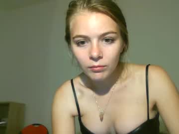 webcam girl inocent_student17 image #4950351