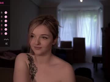 webcam girl lucydelovely image #5405657