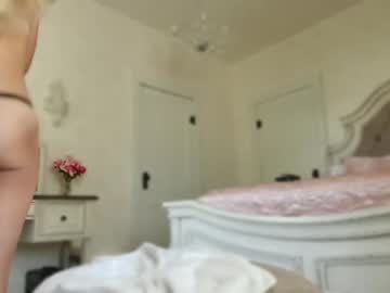 webcam girl littlegreekflower image #6920672