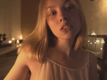 webcam girl bibi_it_is image #2531183