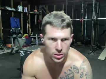webcam man browneyedmuscleboy32 image #5136951