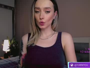 webcam girl _yvie_ image #3544922