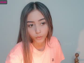 webcam girl gummy_bear7 image #1321541
