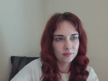 webcam girl lildirtyredd image #6745758