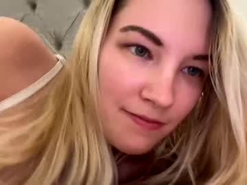 webcam girl mariah95 image #2028585