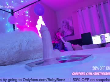 webcam girl butterybubblebutt image #2647873