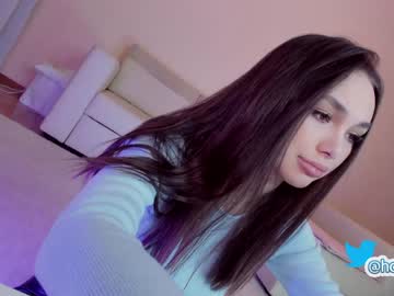 webcam girl hollyextra image #3017465