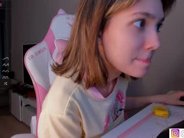 webcam girl bzzzme image #6768105