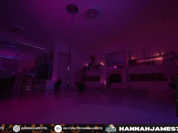 webcam girl hannahjames710 image #2953580