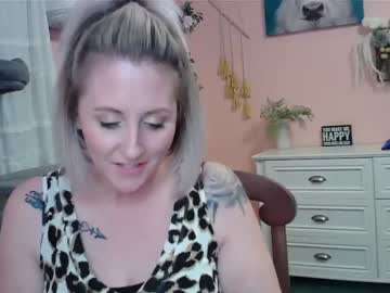 webcam girl joliexx41 image #5618335