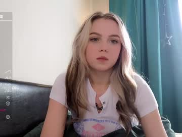 webcam girl small_blondee image #5333699
