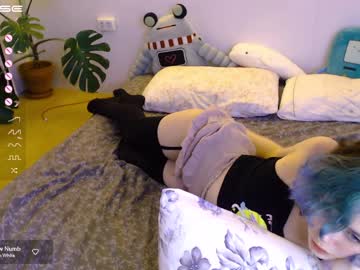 webcam tranny crystal_forest image #2046885