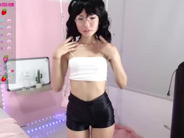 webcam girl little_effy18 image #2006245