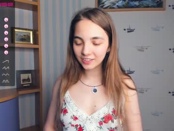 webcam girl shy_media image #4361109