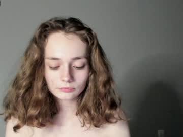 webcam girl mxxnsxsul image #2400582