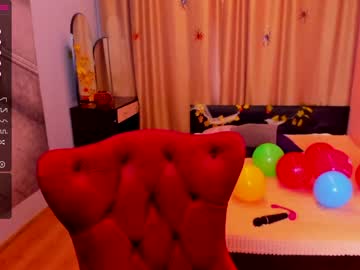 webcam girl carrie__white image #351652