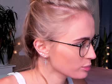 webcam girl linellali image #2693423