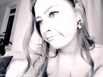 webcam girl x_lily_x image #974558