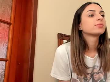 webcam girl emeliameadows image #5205750