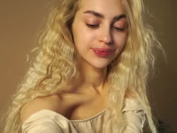 webcam girl cuteelsa_ image #5333520