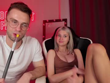 webcam couple dominant_family image #1623604