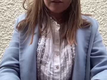 webcam girl eatmypie69 image #1860055
