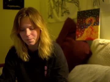 webcam girl crimsonxrapture image #851170