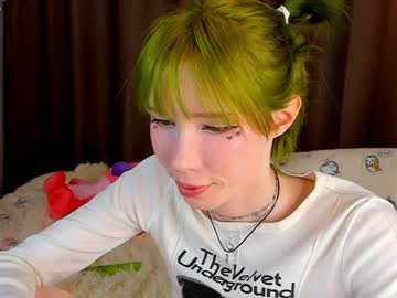 webcam girl littlething88 image #1100863