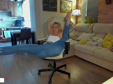 webcam girl _mari_ image #4560696
