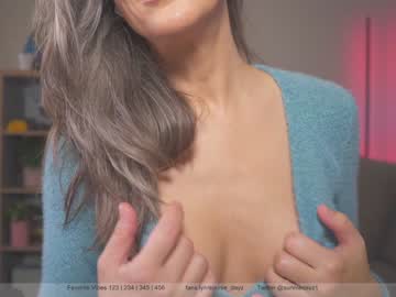 webcam girl sunniedayz image #3212150