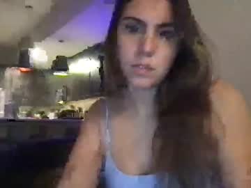 webcam girl yrrossedunonxo image #5438325