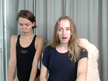 webcam girl nearsaturn image #2459758
