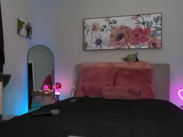 webcam couple ari_lovexo image #5474018