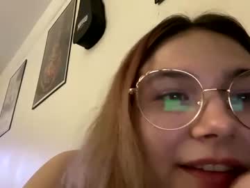 webcam girl lovrgirl333 image #1684393