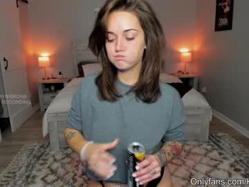 webcam girl kayribbons image #932473
