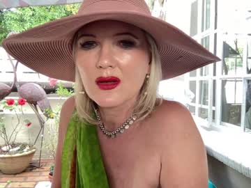 webcam girl gl1tter_barbie image #1170911