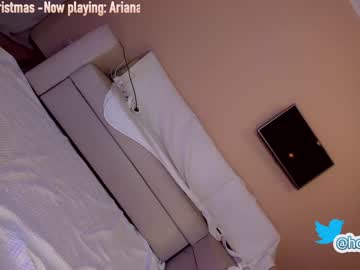 webcam girl hollyextra image #2631536