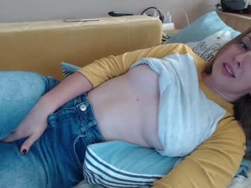 webcam girl juicy_peach88 image #2534869