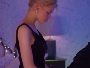 webcam girl _2strangers image #1640827