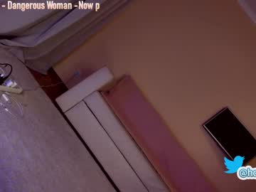 webcam girl hollyextra image #2856463
