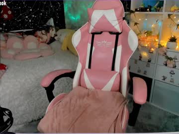webcam girl littleflufflepuff image #1303700