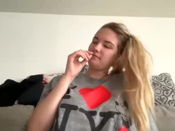 webcam girl mariah95 image #2514103
