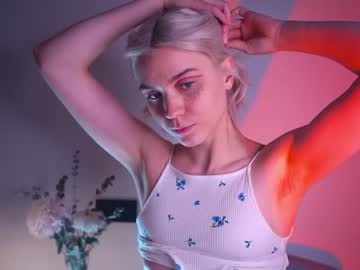 webcam girl luna_ai image #526105